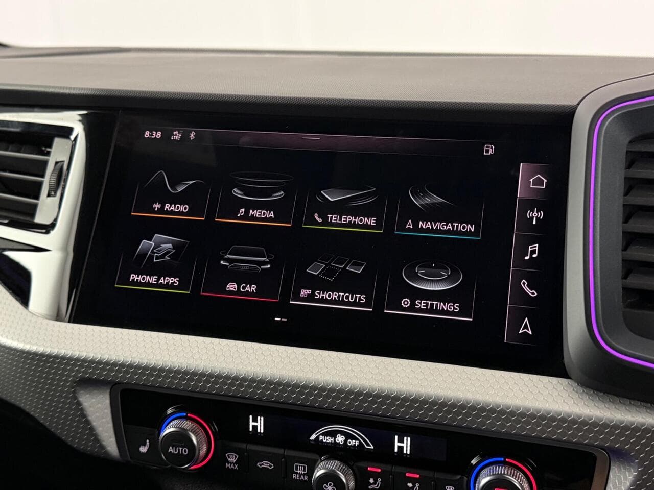 Audi A1 thumbnail Infotainment System