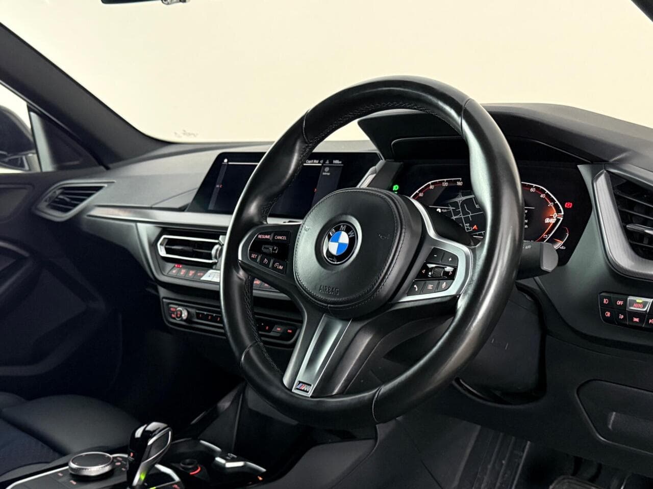 BMW 2 Series Gran Coupe thumbnail Interior Front