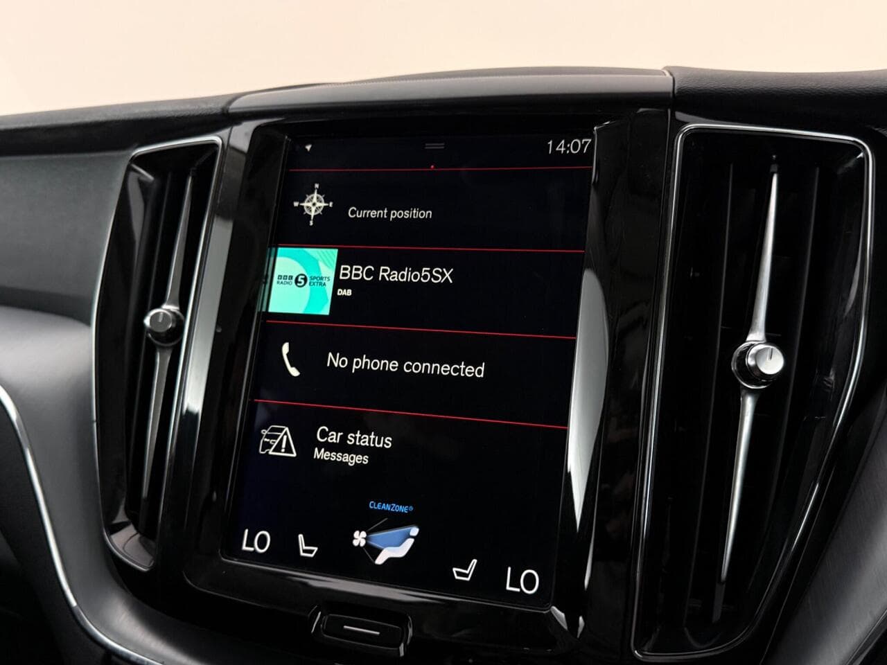 Volvo XC60 thumbnail Infotainment System