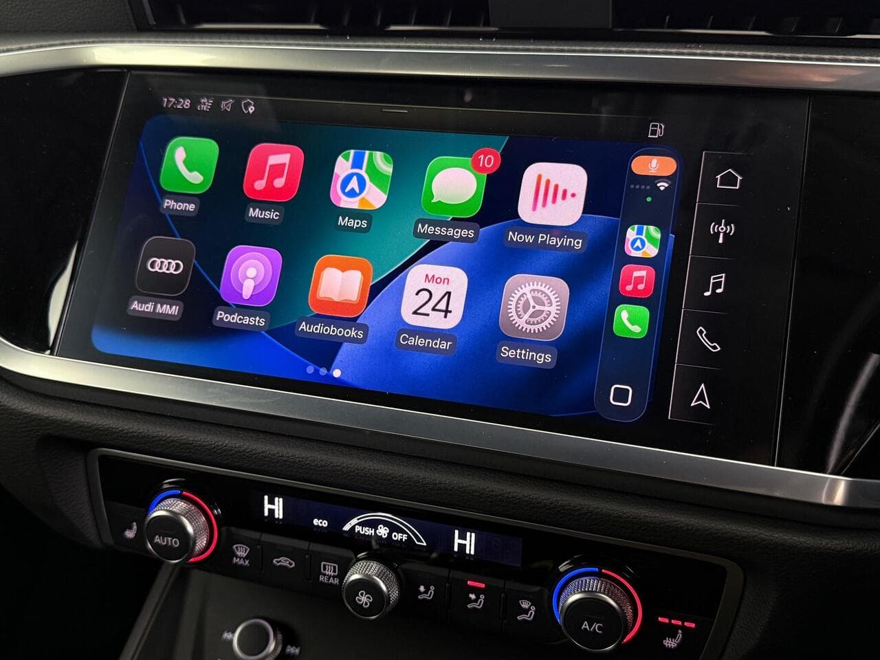 Audi Q3 thumbnail Infotainment System