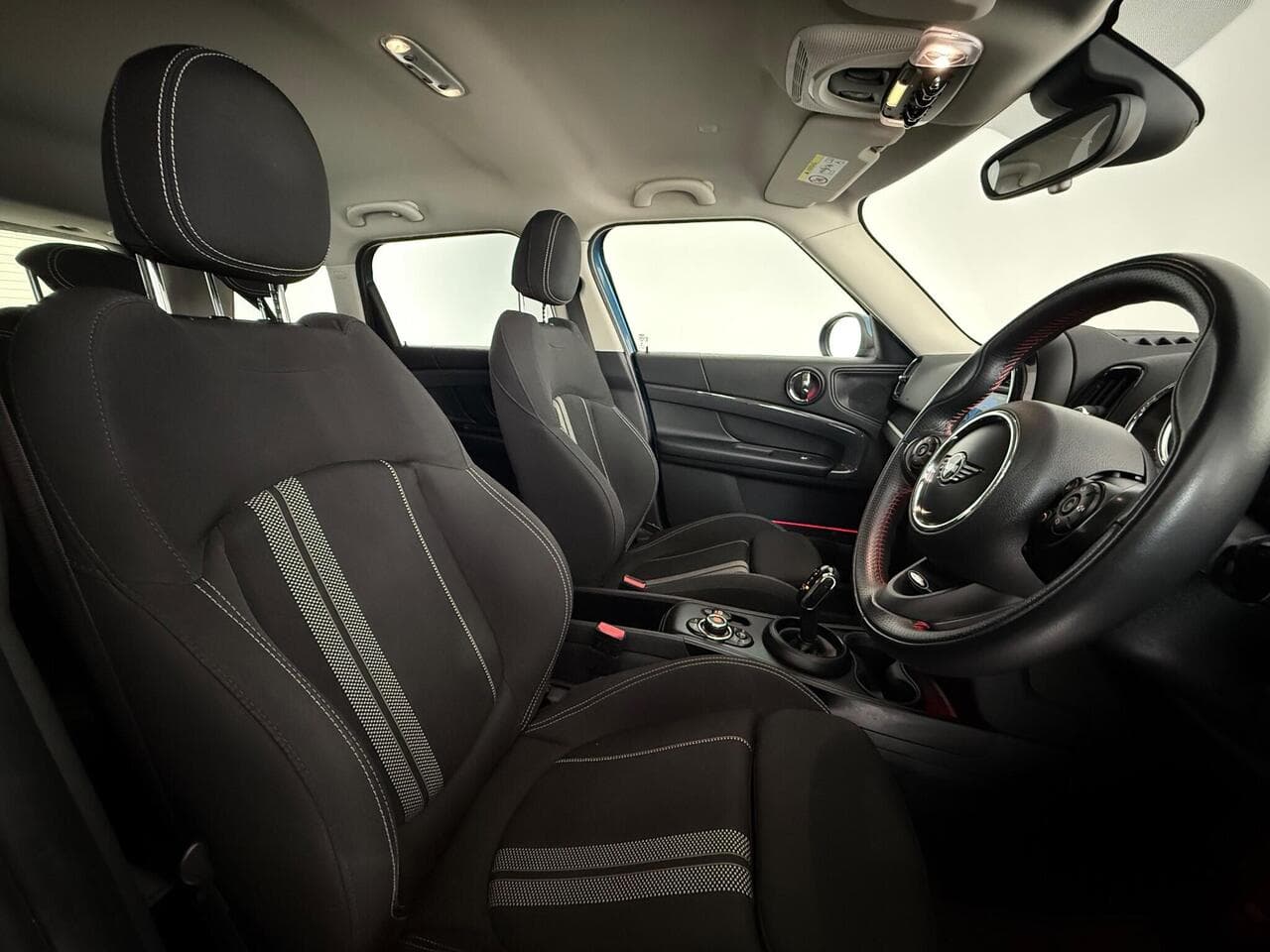 MINI Countryman thumbnail Seat Driver