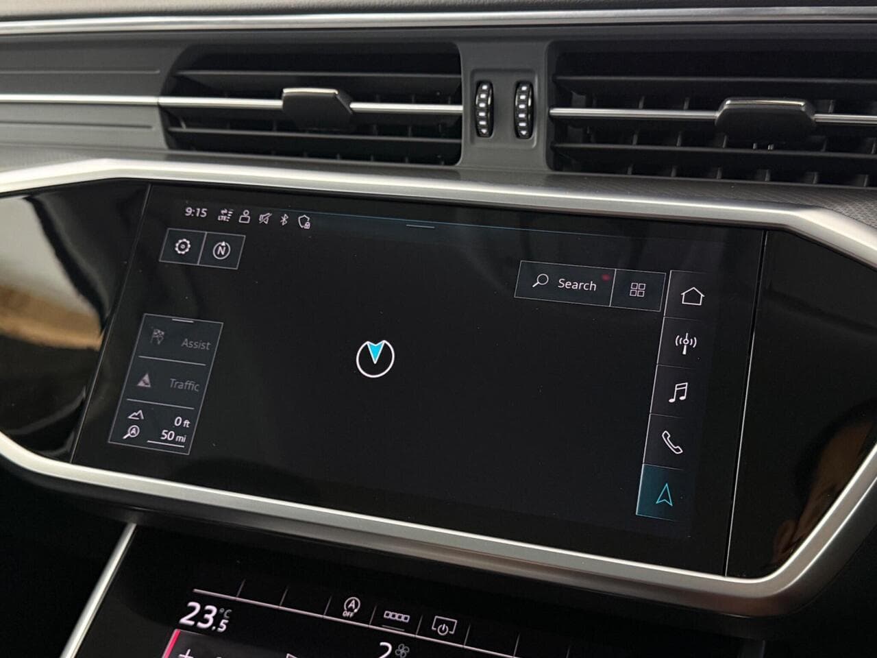 Audi A6 Avant thumbnail Infotainment System
