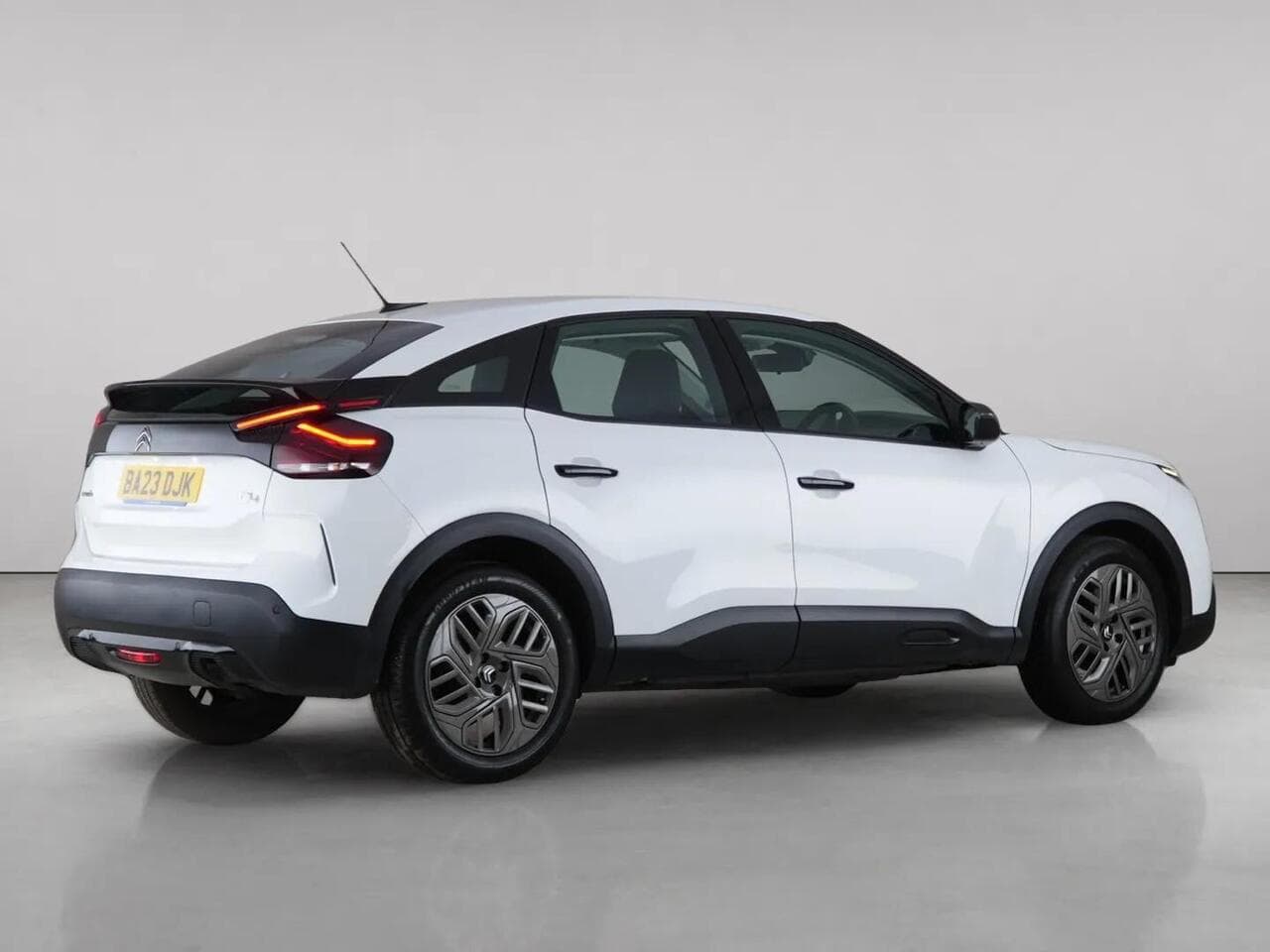 Citroen C4 thumbnail Rear Right