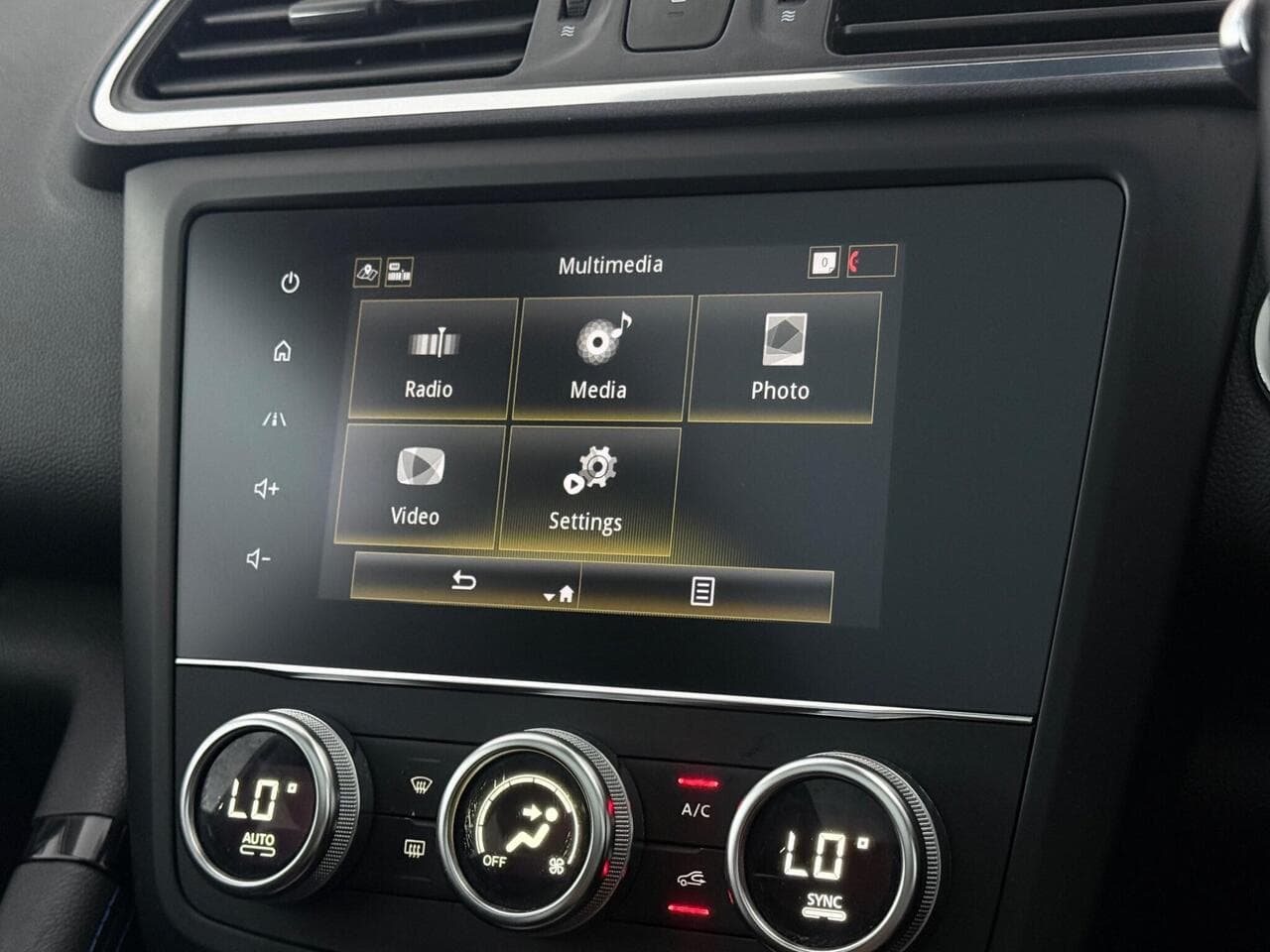 Renault Kadjar thumbnail Infotainment System
