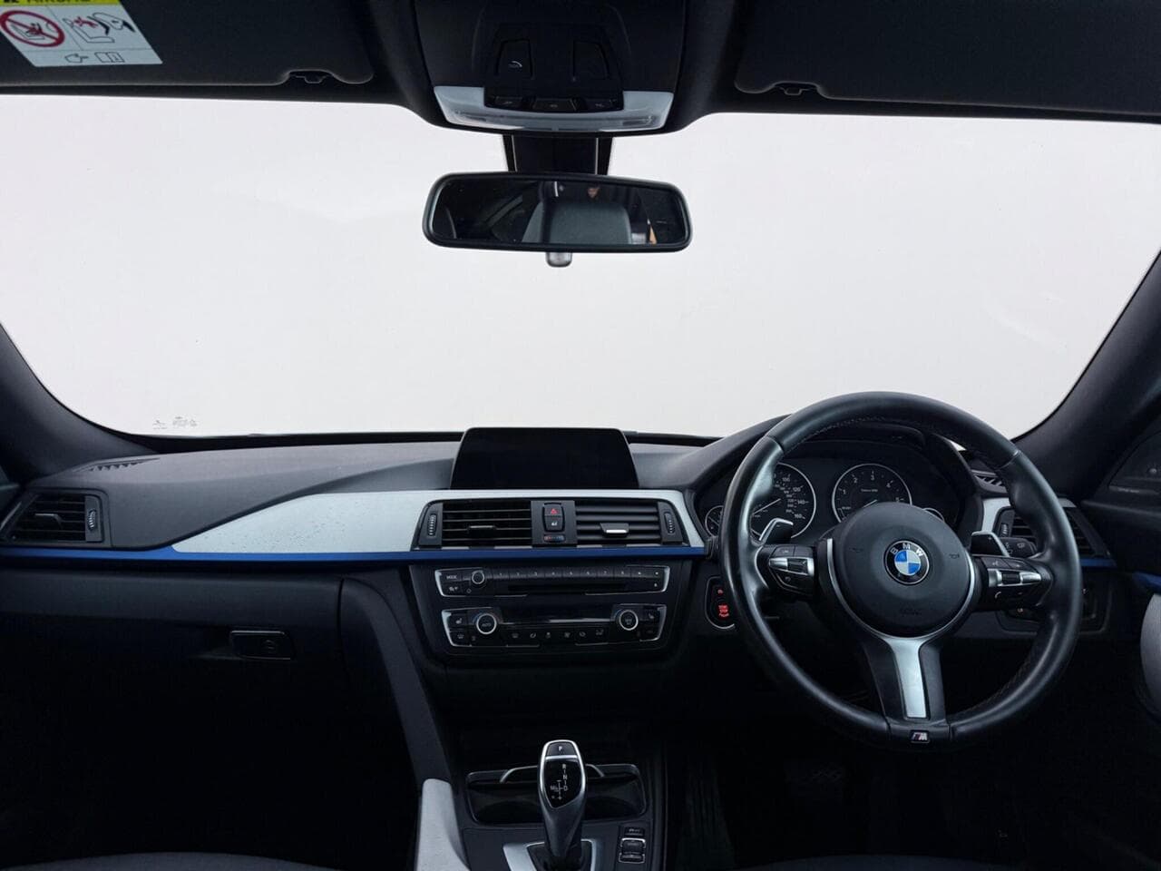 BMW 3 Series Gran Turismo thumbnail Interior Front