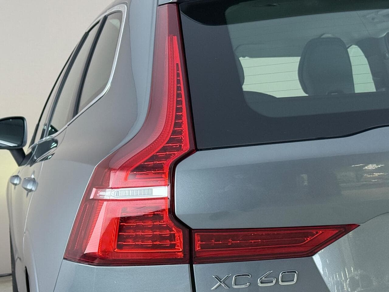 Volvo XC60 thumbnail Lights Rear