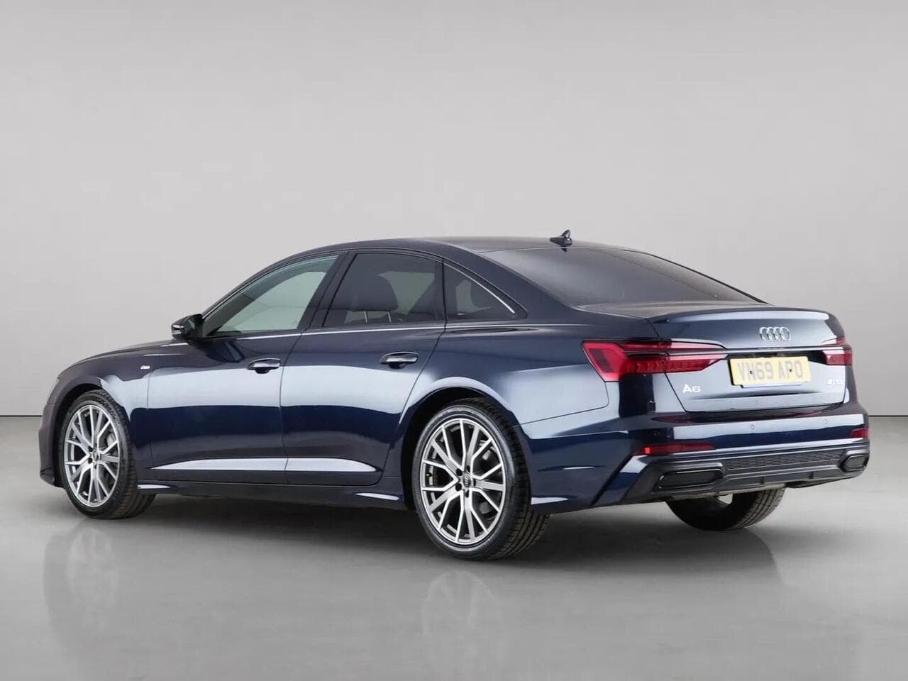 Audi A6 Saloon thumbnail Rear Left