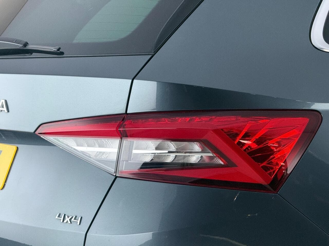 Skoda Kodiaq thumbnail Lights Rear