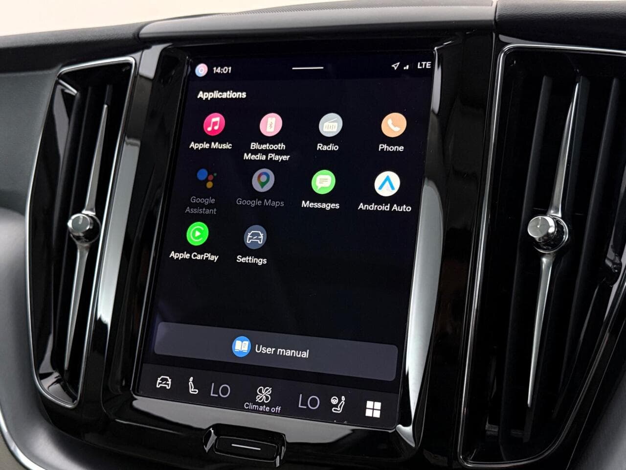 Volvo XC60 thumbnail Infotainment System