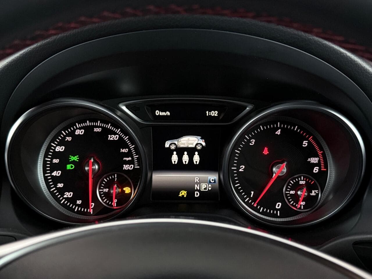 Mercedes-Benz GLA thumbnail Driver Instruments