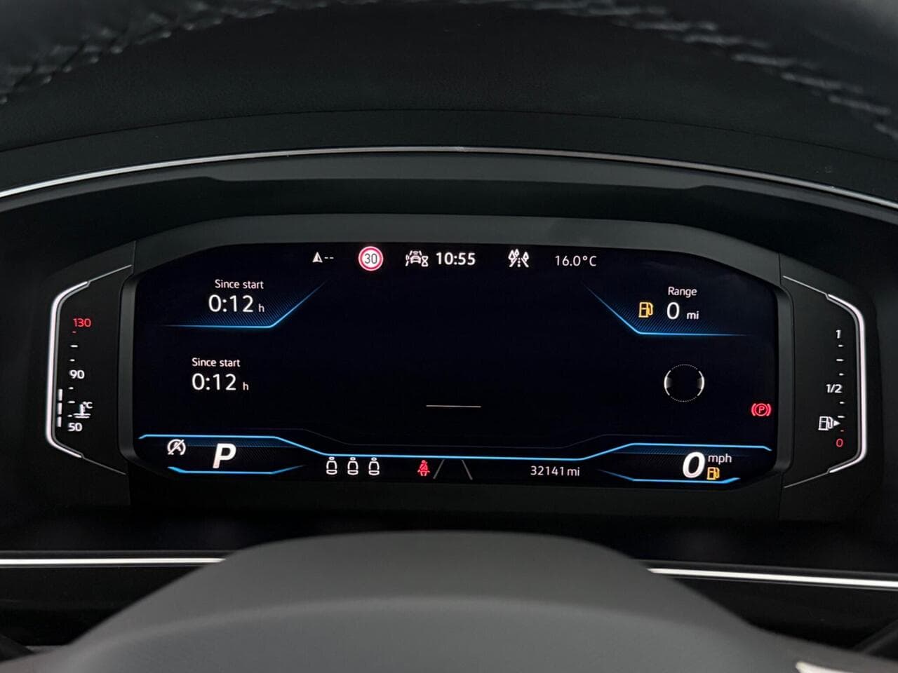 Volkswagen Tiguan thumbnail Driver Instruments