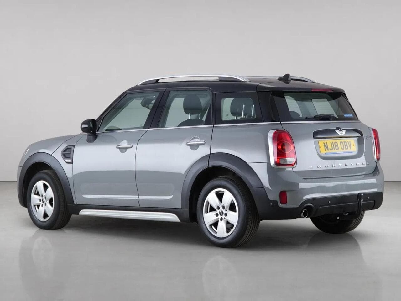 MINI Countryman thumbnail Rear Left