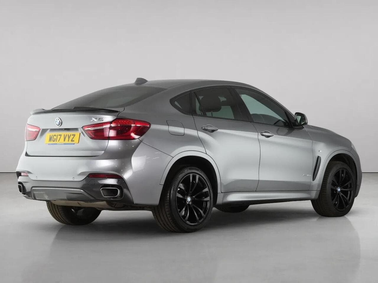 BMW X6 thumbnail Rear Right