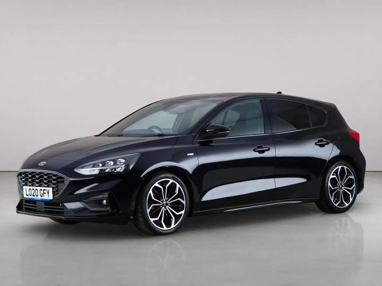 Ford Focus thumbnail Front Left