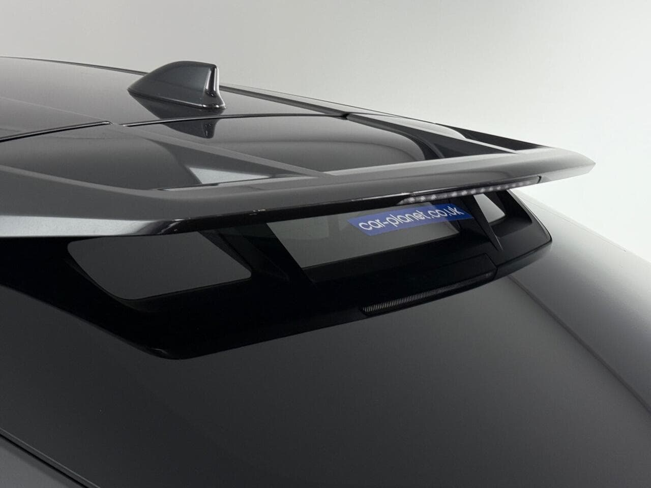 Toyota C-HR thumbnail Roof