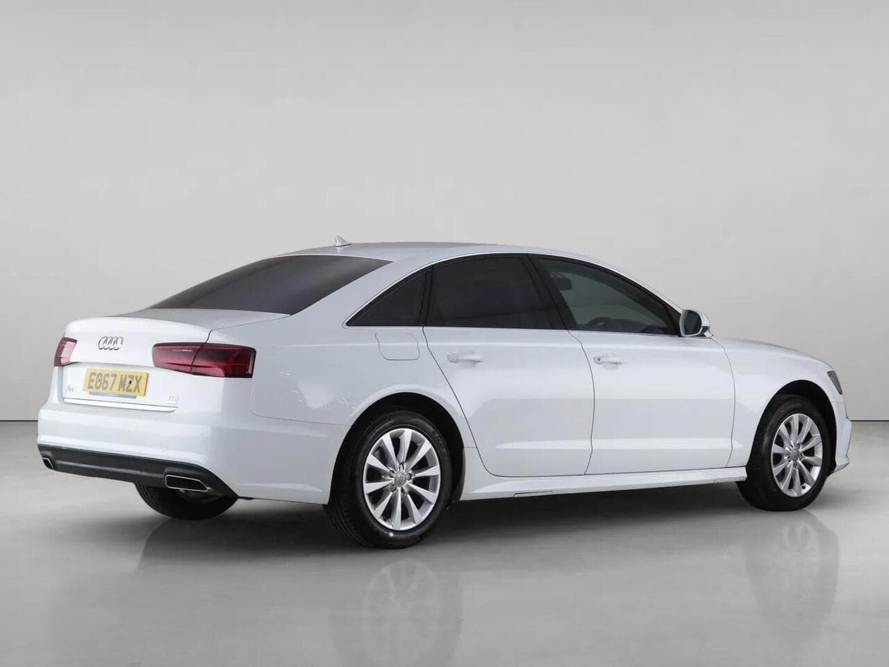 Audi A6 Saloon thumbnail Rear Right