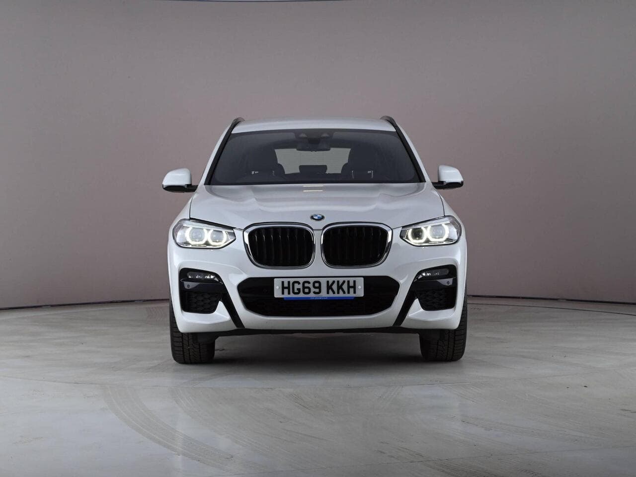BMW X3 thumbnail Front