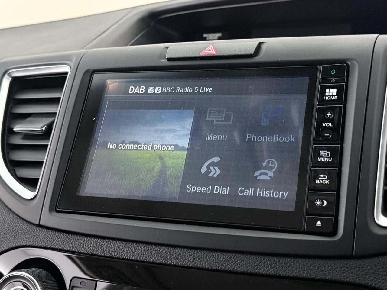 Honda CR-V thumbnail Infotainment System