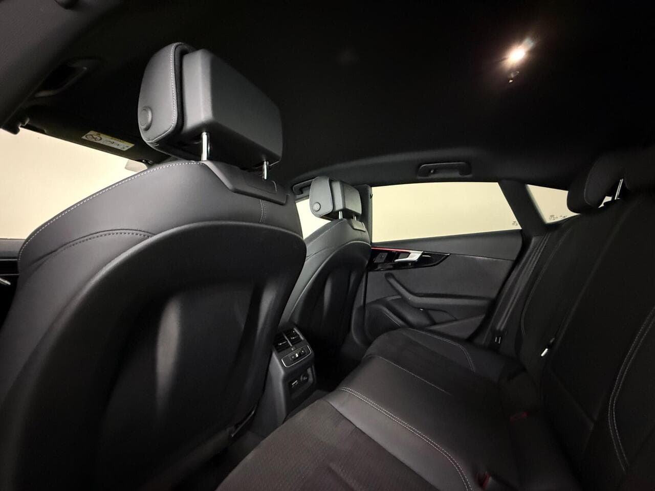 Audi A5 thumbnail Seat Front Passenger