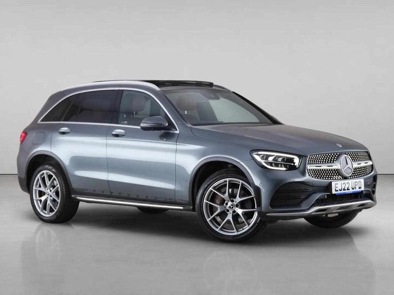 Mercedes-Benz GLC - Mercedes-Benz GLC 2.0 GLC300e 13.5kWh AMG Line (Premium Plus) G-Tronic+ 4MATIC Euro 6 (s/s) 5dr