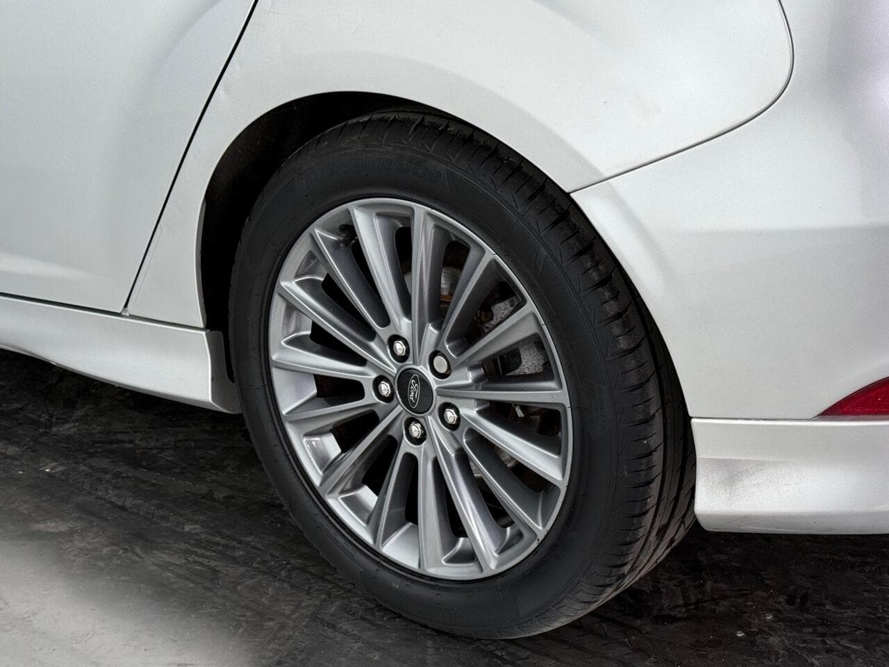 Ford Focus thumbnail Wheel