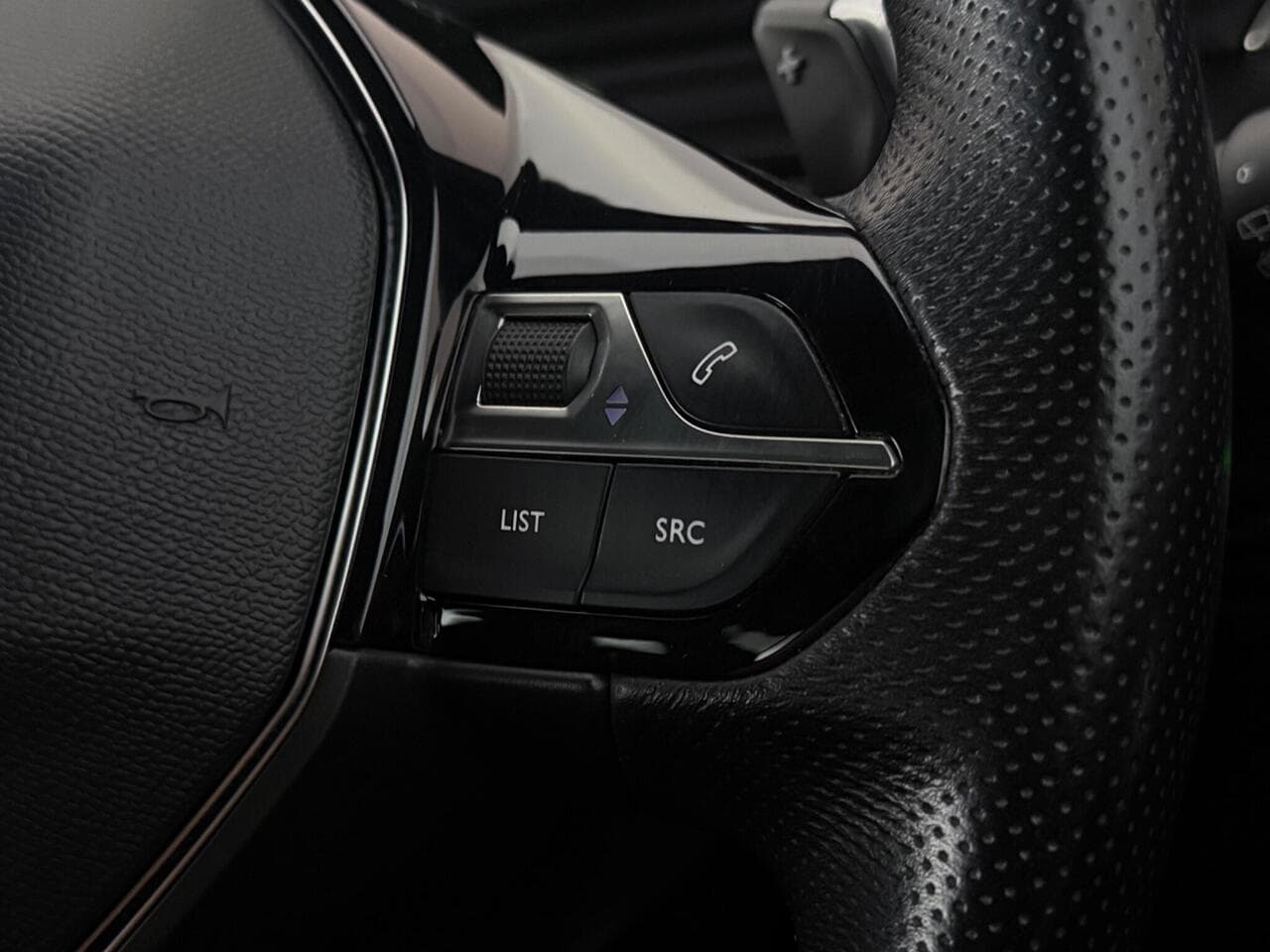 Peugeot 508 SW thumbnail Misc Controls