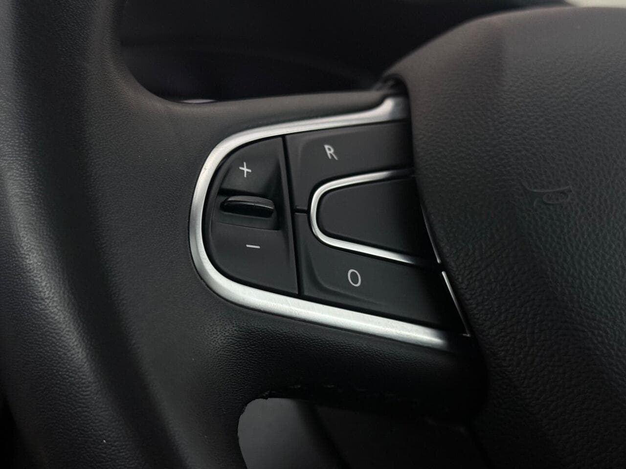Renault Kadjar thumbnail Misc Controls