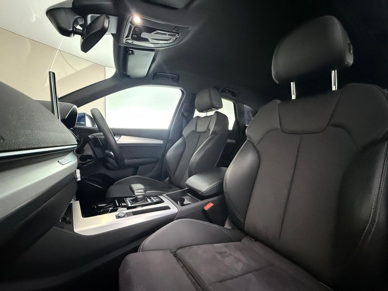 Audi Q5 thumbnail Seat Front Passenger