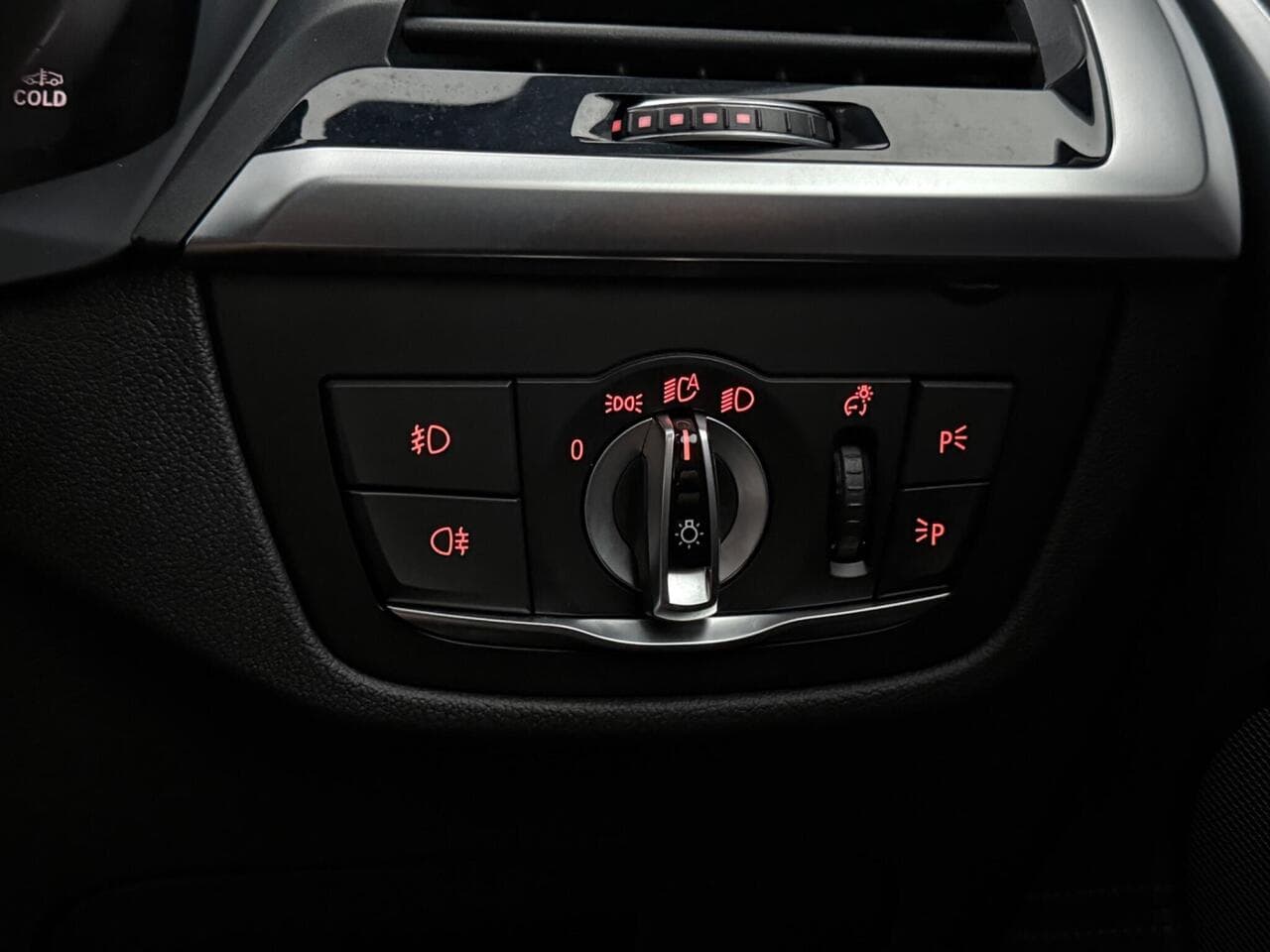 BMW X4 thumbnail Misc Controls