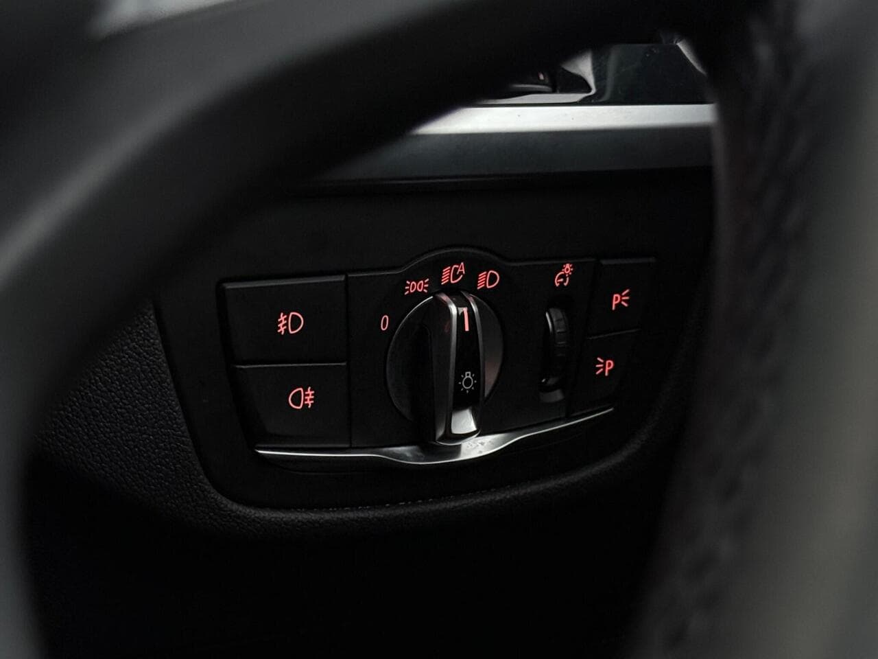 BMW X3 thumbnail Misc Controls