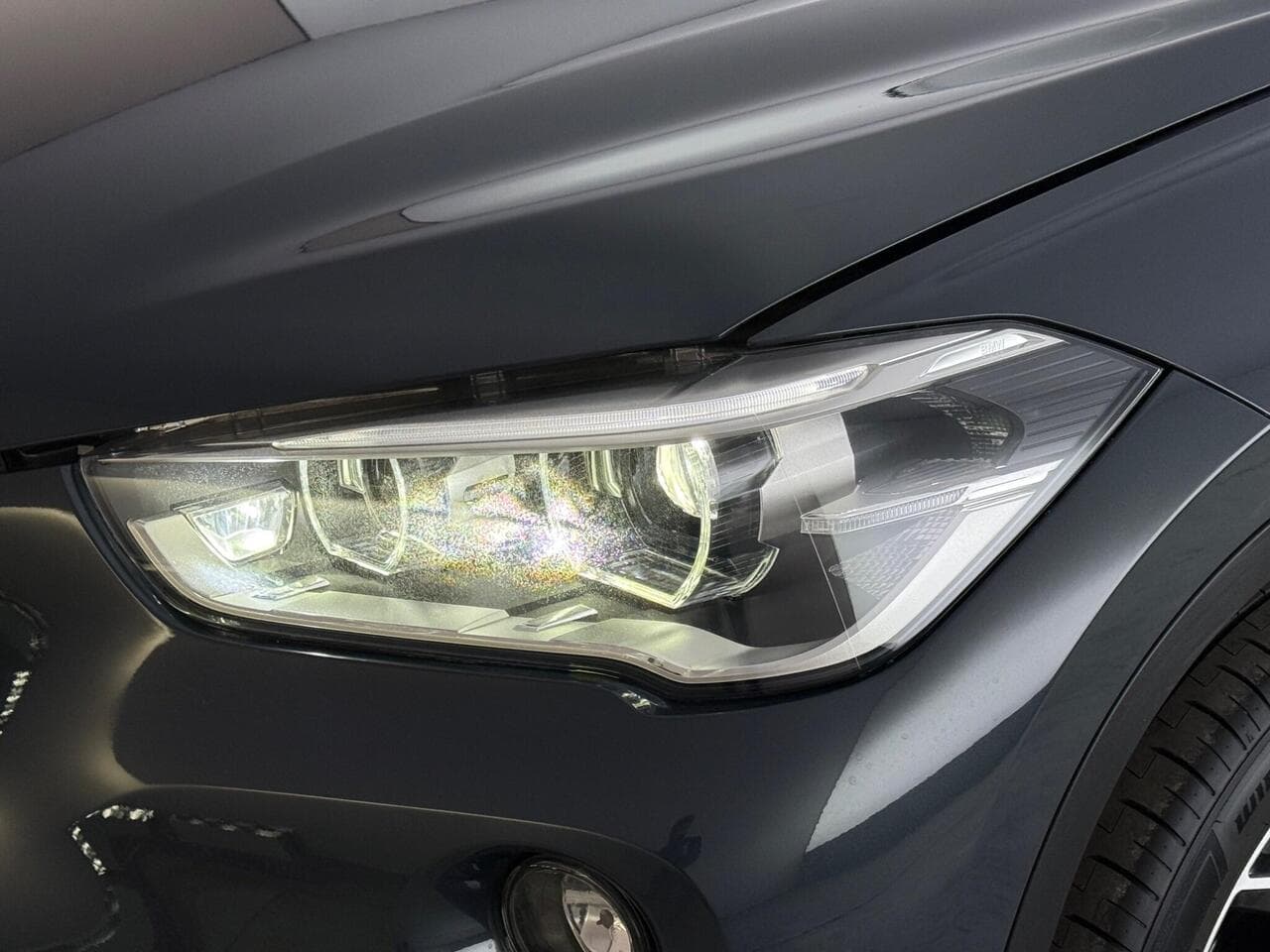 BMW X1 thumbnail Lights Front