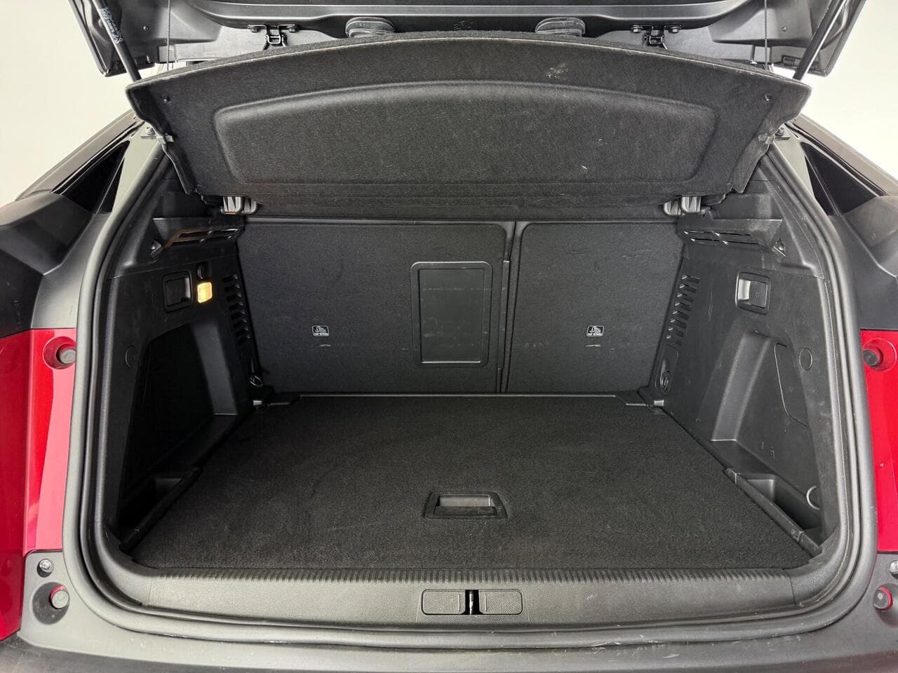 Peugeot 3008 thumbnail Boot