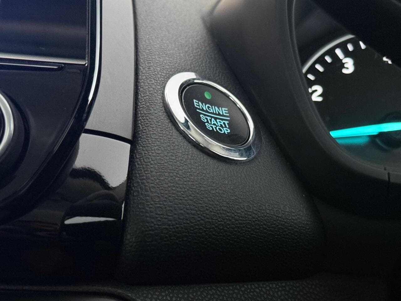 Ford EcoSport thumbnail Misc Controls