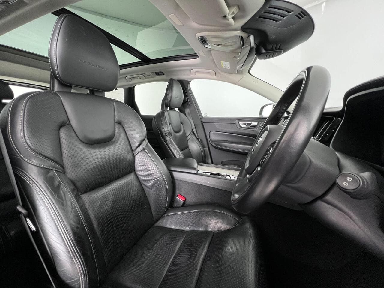 Volvo XC60 thumbnail Seat Driver