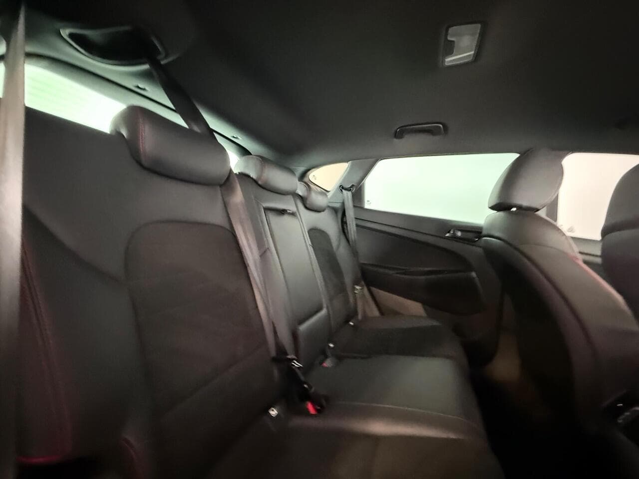 Hyundai TUCSON thumbnail Seats Rear