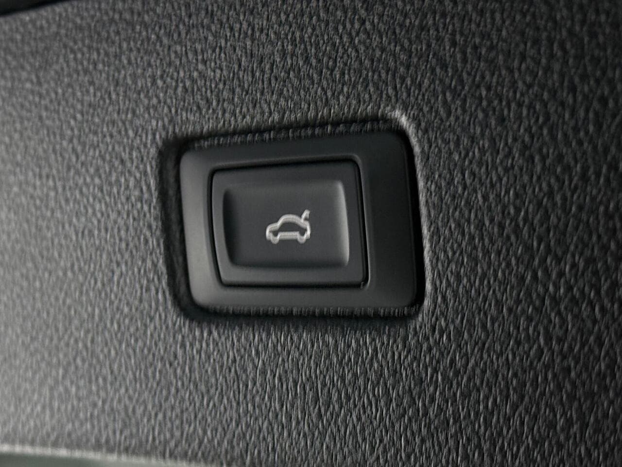 Audi Q7 thumbnail Misc Controls