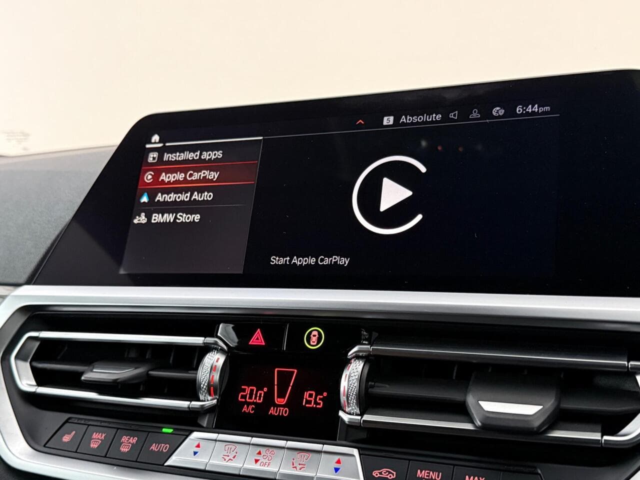 BMW 4 Series thumbnail Infotainment System
