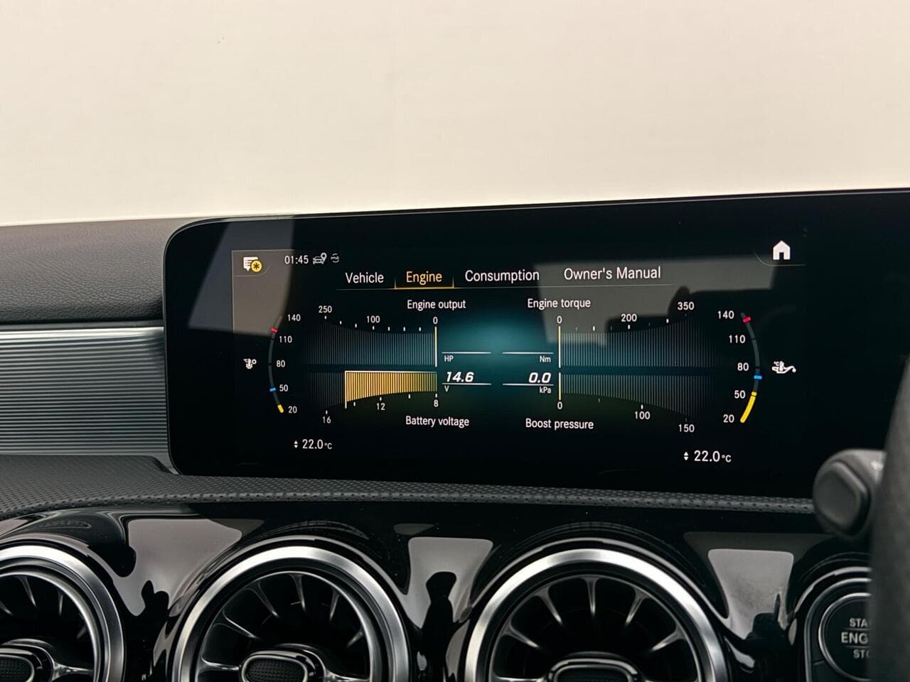 Mercedes-Benz A Class thumbnail Infotainment System