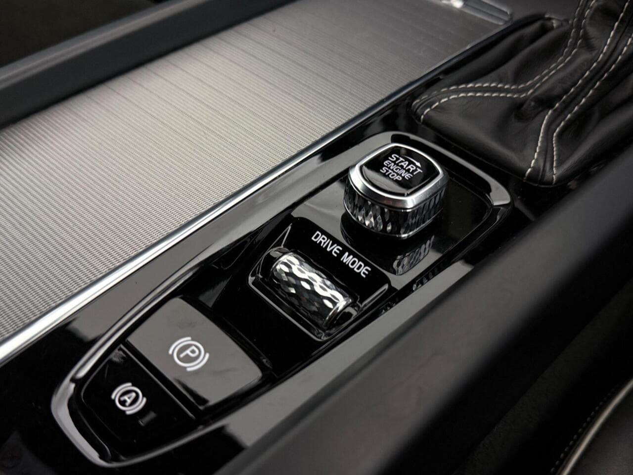 Volvo XC60 thumbnail Interior Front