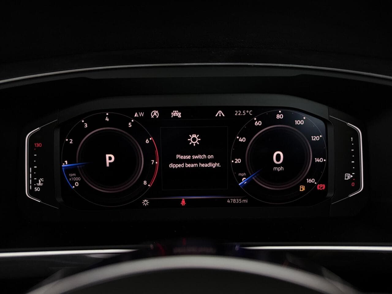 Volkswagen Tiguan thumbnail Driver Instruments