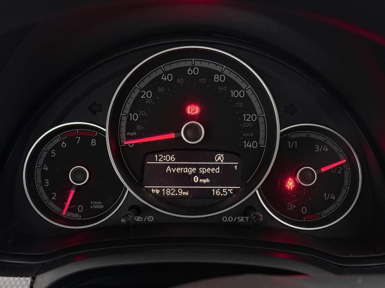 Volkswagen up! thumbnail Driver Instruments