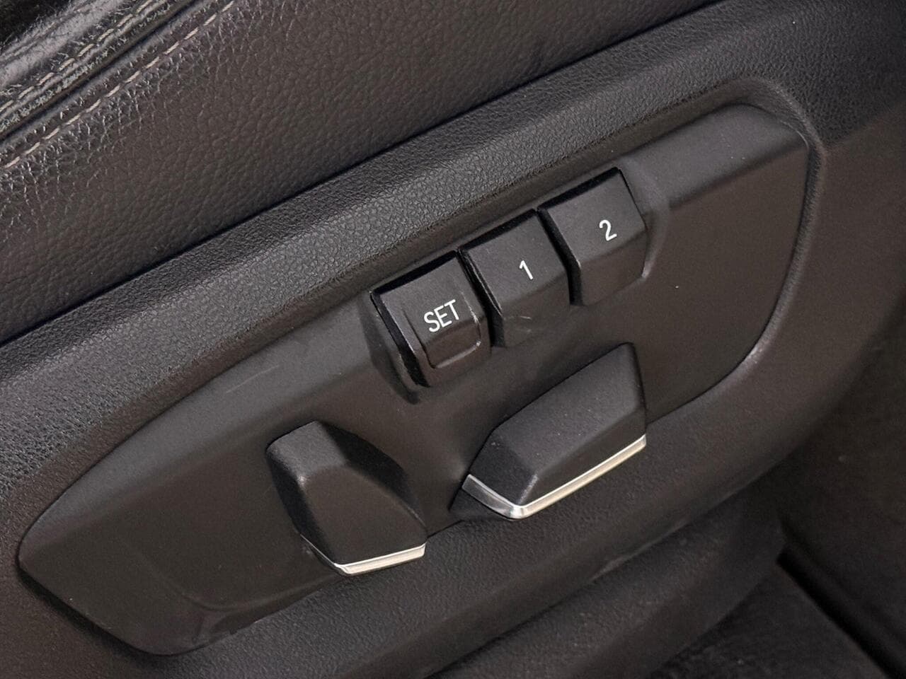BMW X6 thumbnail Misc Controls