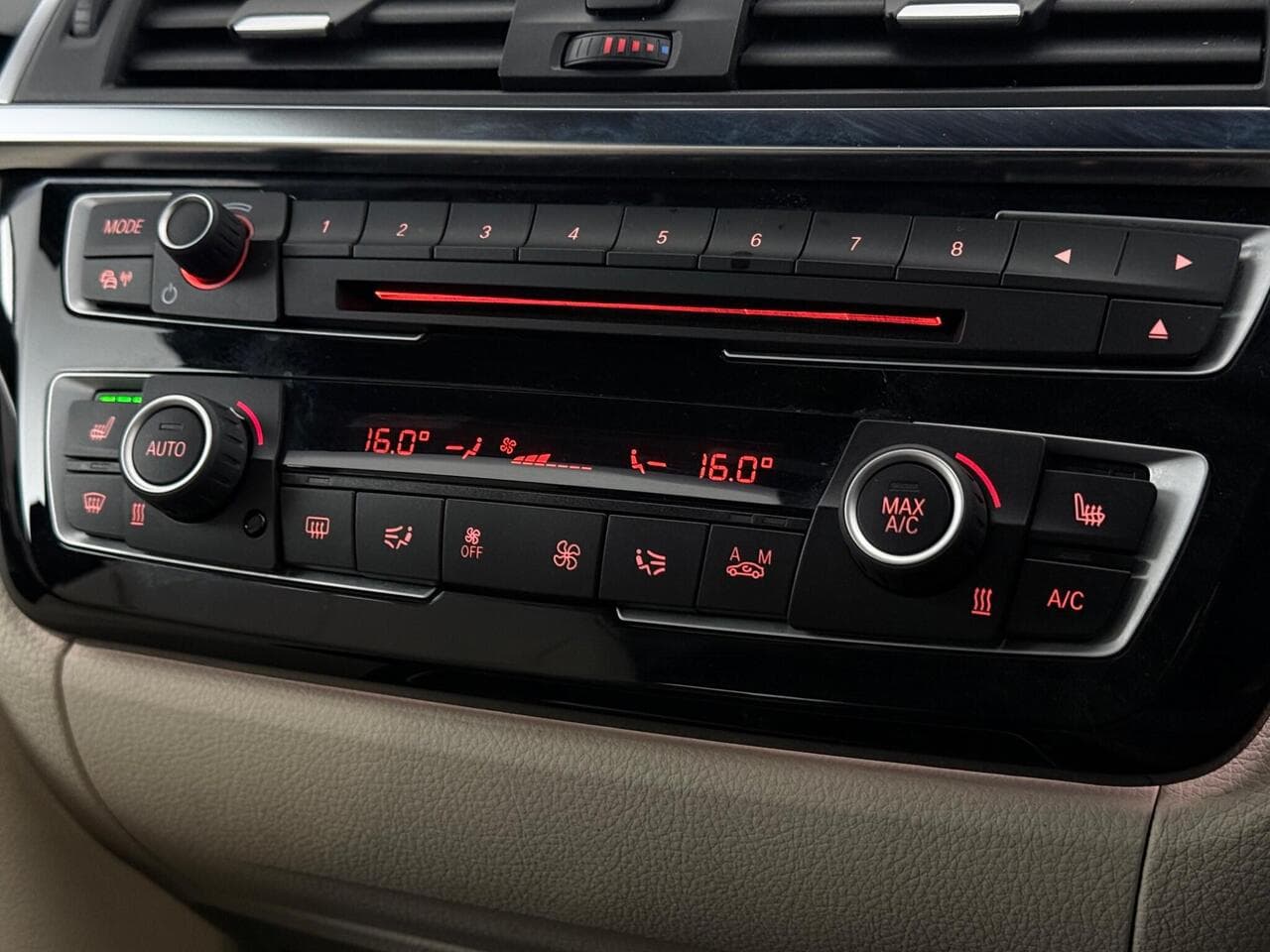 BMW 4 Series Gran Coupe thumbnail Infotainment System