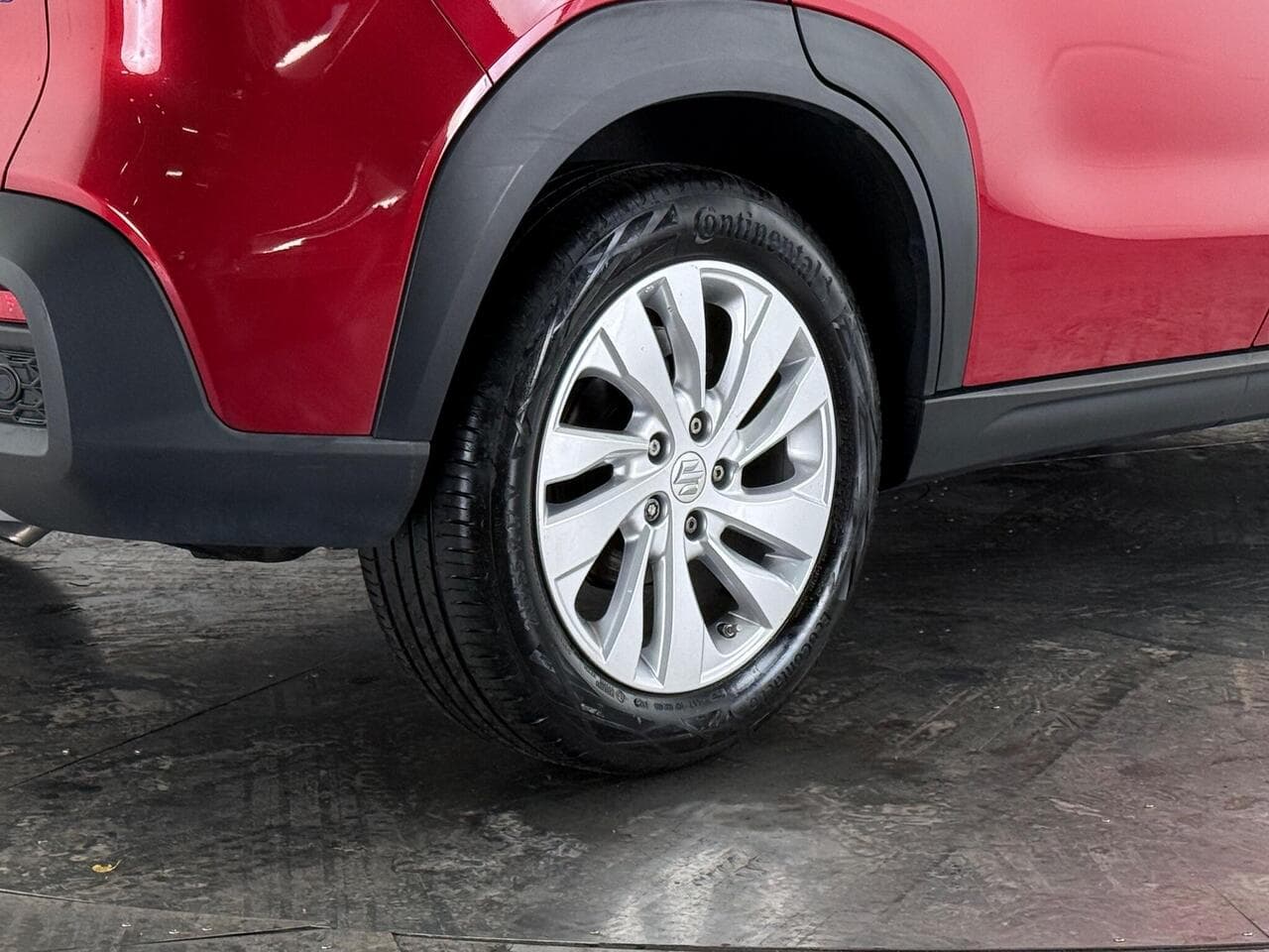 Suzuki S-Cross thumbnail Wheel