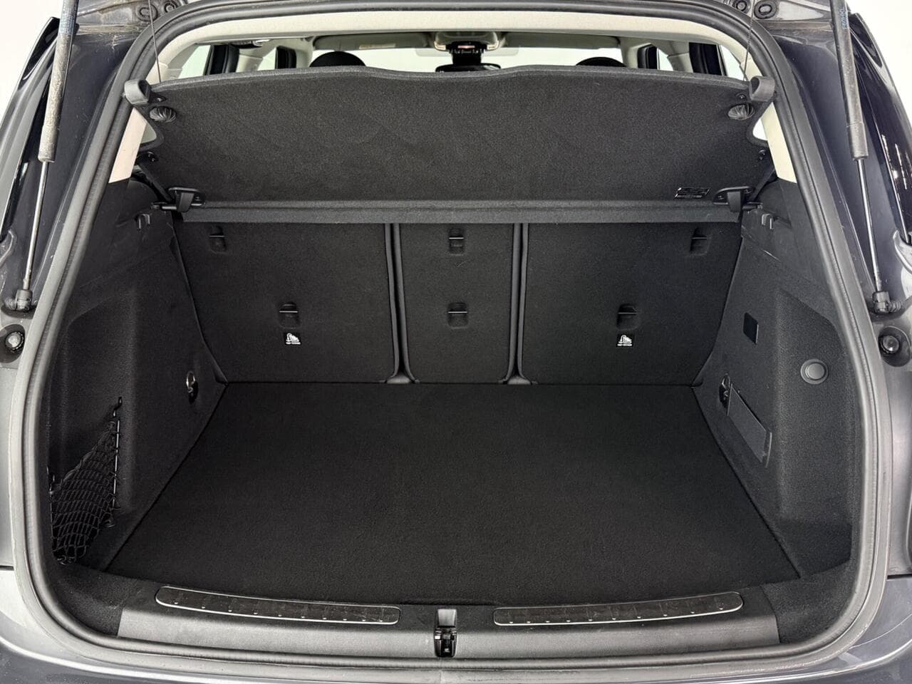 MINI Countryman thumbnail Boot