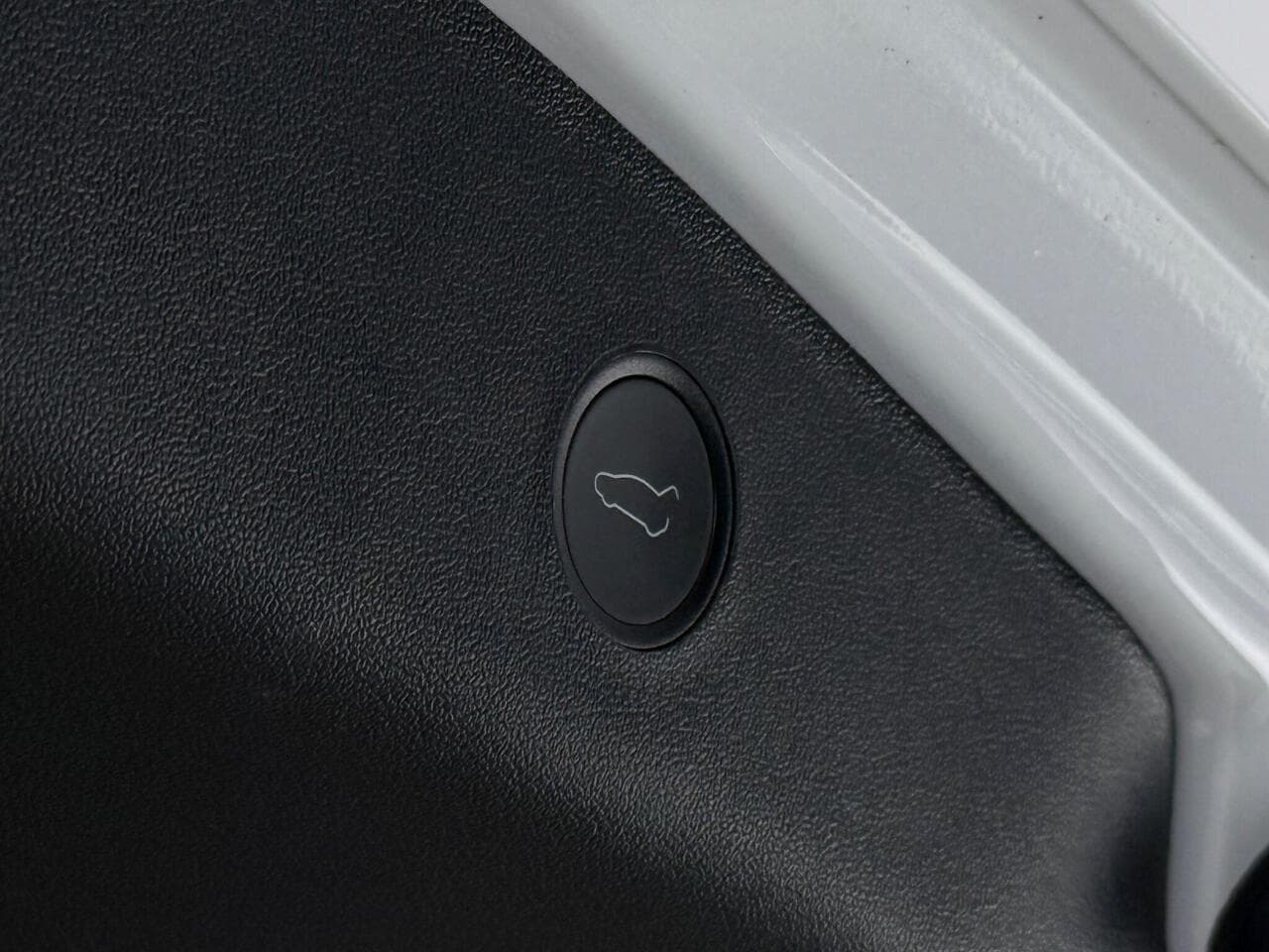 Tesla Model 3 thumbnail Misc Controls