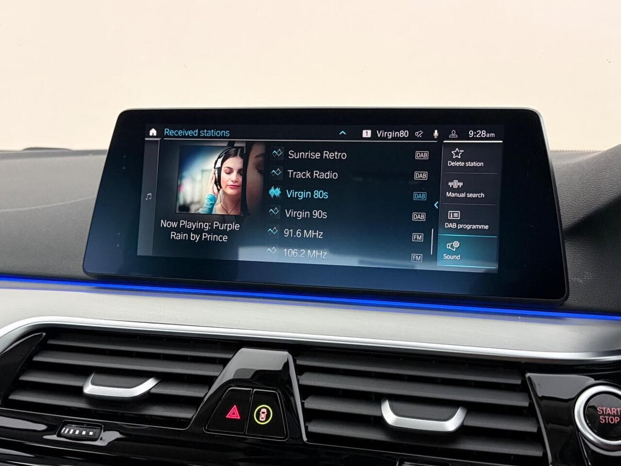 BMW 5 Series thumbnail Infotainment System