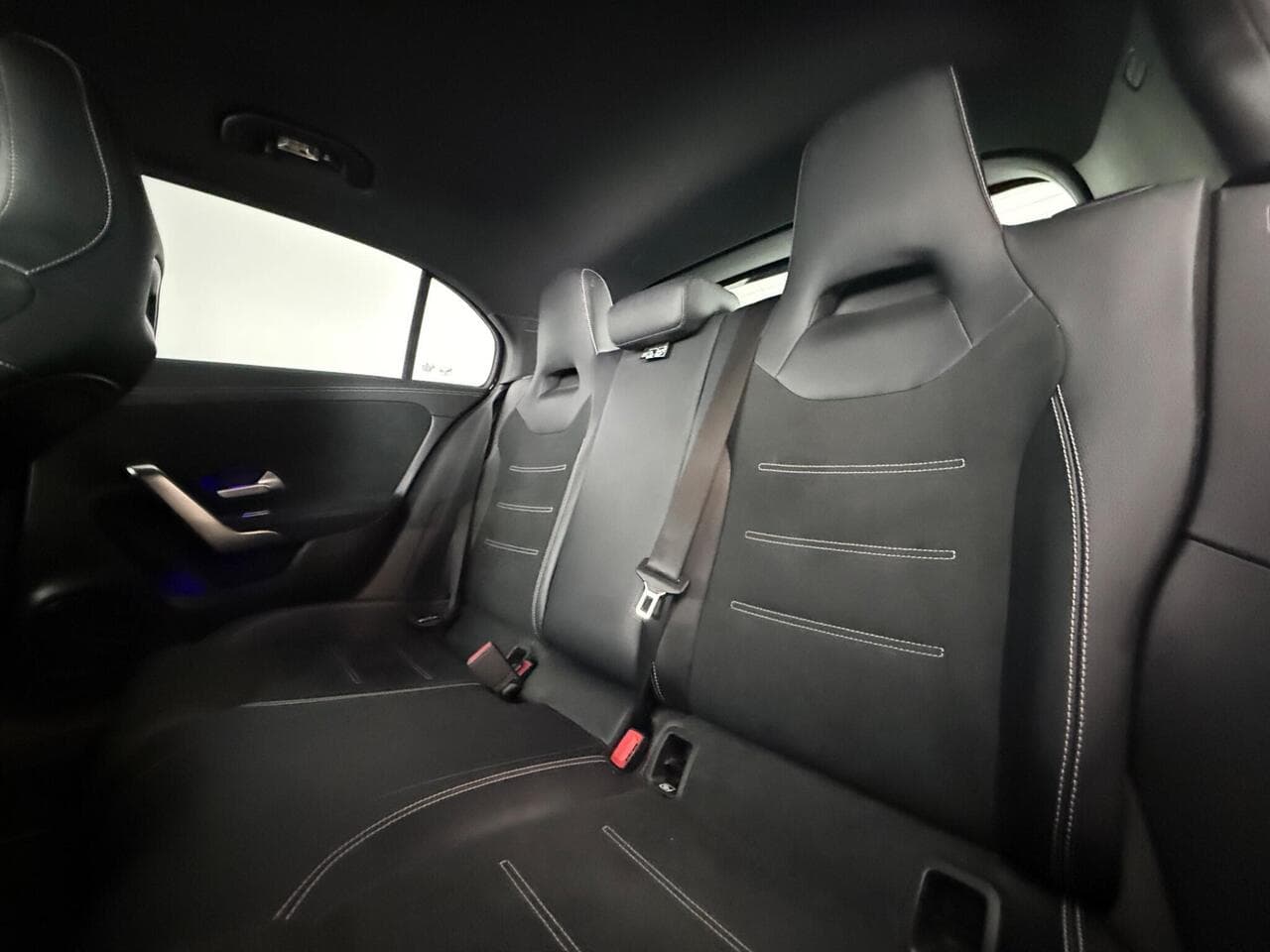Mercedes-Benz A Class thumbnail Seats Rear
