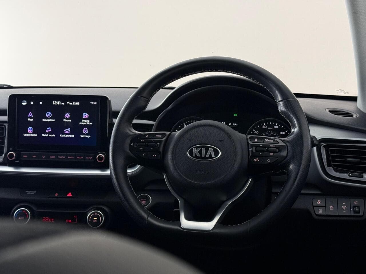 Kia Stonic thumbnail Steering Wheel