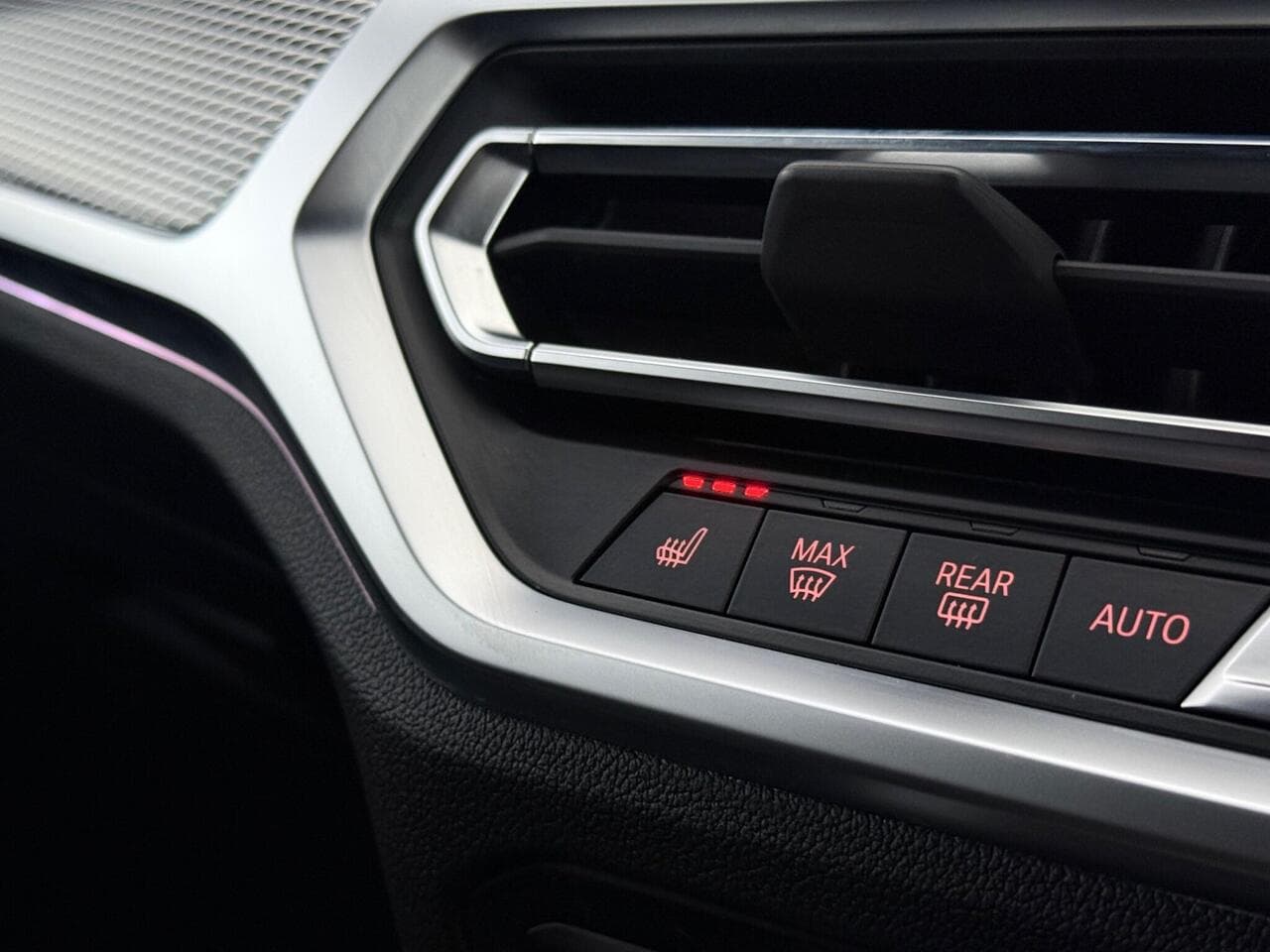 BMW 3 Series thumbnail Misc Controls